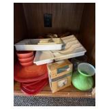 Vase and misc kitchen items