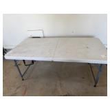 4 ft folding table