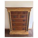 Klaussner dresser