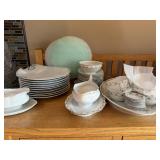 Victoria, Austria, China dish set