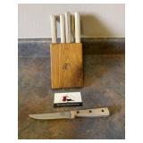 Pioneer knife block and steak knives