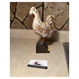 Wooden rooster decor