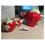 Strawberry tea pot with cream and sugar