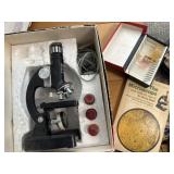 Microscope