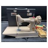 Singer featherweight