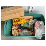 Tote of Dolls