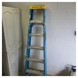 Warner Fiberglass Step Ladder