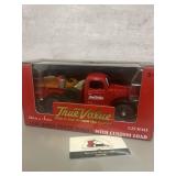 Ertl Collectibles 1:25 scale die-cast truck