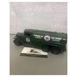 Vintage Ertl die-cast 1930 Diamond T tanker t