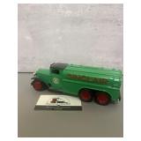 1992 Ertl Diecast 1930 Diamond 'T' Tanker coin