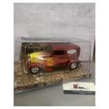 1:25 scale die-cast True Value 1932 Ford D