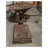 Vintage scale