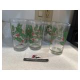 Holly Christmas glasses