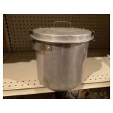 Stock pot