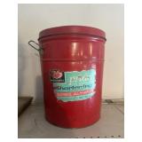Red metal shortening tin can