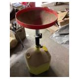 Portable oil drain pan