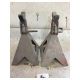 Jack stands