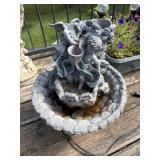 Resin water fountain slight damage