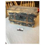 Trunk doll case with contents