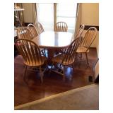 Oak table with eight chairs with two leaves b