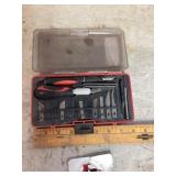 Carving set