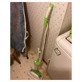 Smart, living steam mop