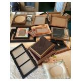 Various picture frames bring a box