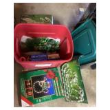 New old stock tote of Holiday decor