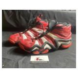 Menï¿½s size 15 Adidas shoes