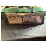 Ozark Trail, 13ï¿½ x 10ï¿½ screen house
