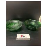 Vintage hobnail footed bowl