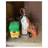 Miscellaneous yard items