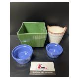 Assorted small dishes