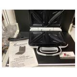 Toast, Master snack sandwich maker and rival,