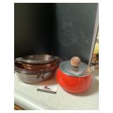 Baking dishes, and sauce pan