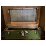 Travel chest