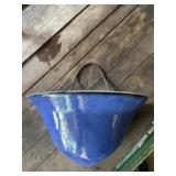 Hanging ceramic pot