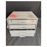 Hardware organizer of hardware