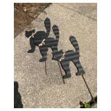 Metal cat cutouts