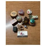 Trinket boxes and collectables