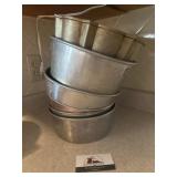 Angle food and Bundt pans