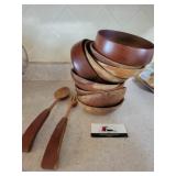 Wooden bowls & utensils