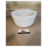 Pyrex Hamilton beach mixing bowl