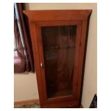 Gun cabinet