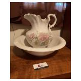 Porcelain wash basin set