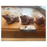 Terracotta frogs