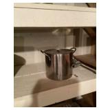 Stock pot