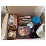 Box of miscellaneous items