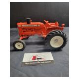 Allis Chalmers metal tractor