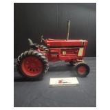 Ertl International tractor